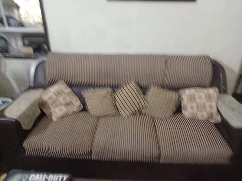 sofa agent sell 1