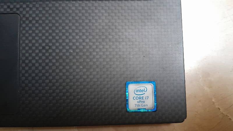 Dell XPS 13 9365 core i7 ( vPro ) 7 generation 10