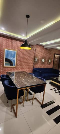 Furnish laxry apartment bahria town lahore par day weekly available for rent