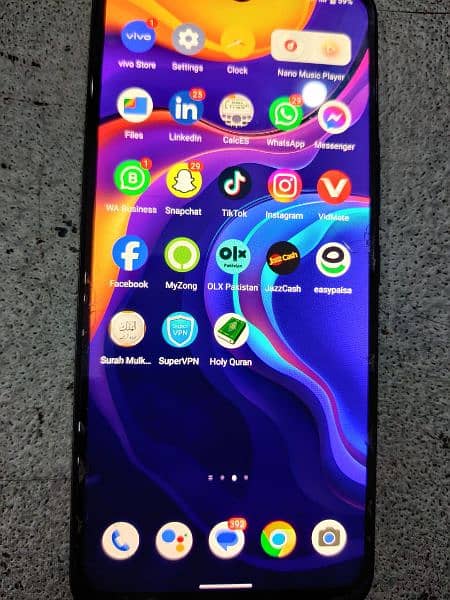 Vivo v2022 2