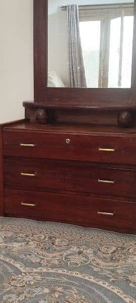 wooden dressing table 2