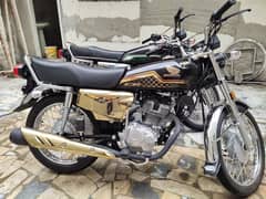 honda 125 gold edition 2400 chala hai 10by10