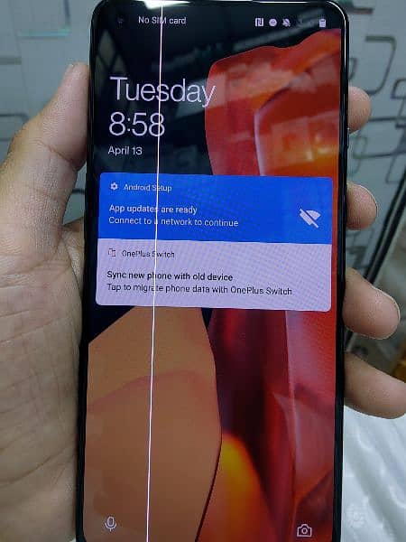 OnePlus 9 12/256 in 9/10 condition with line in screen 3