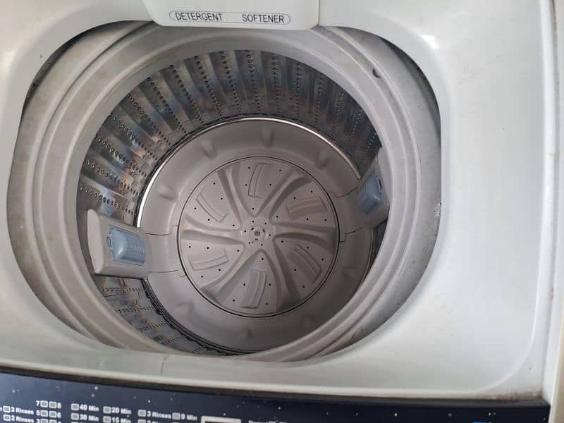 12 KG HAIER FUKLY AUTOMATIC WASHER WITH DRYER 3