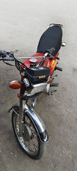 honda 125 good condition 4