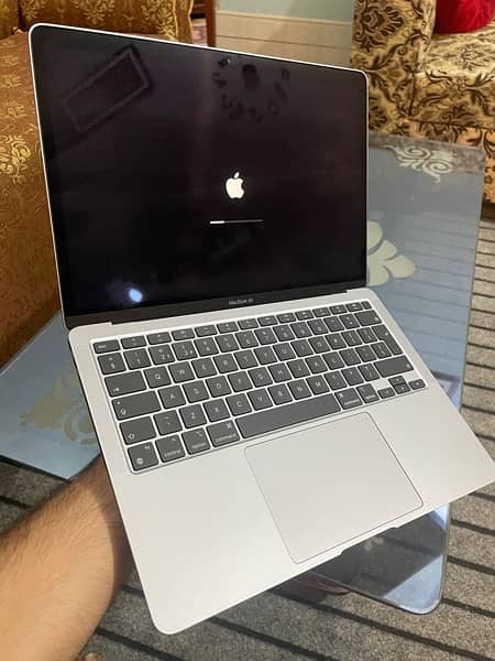 Macbook Air m1 2020, 8gb/256gb 3