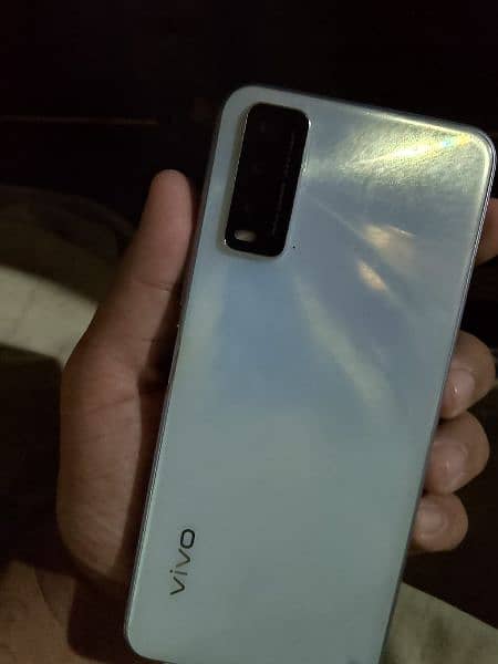 vivo 20 4