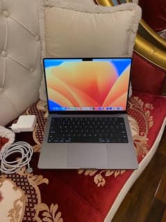 MacBook Pro M3 14inch  (warranty till 2025) 0