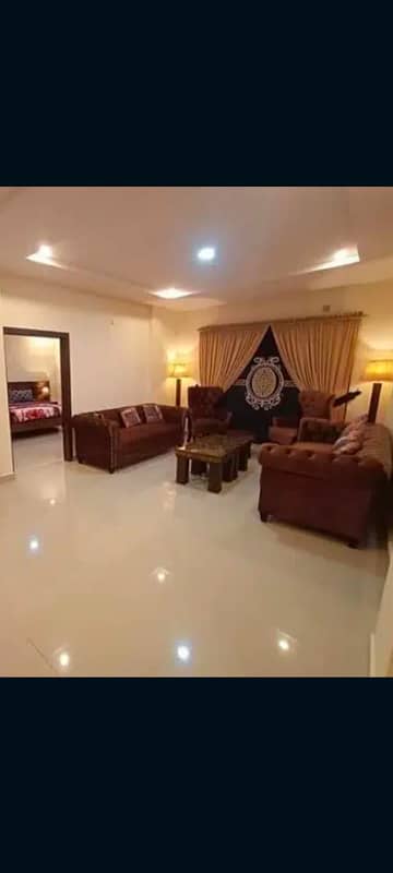 Par Day short time One BeD Room apartment Available for rent in Bahria town phase 4 and 6 empire Heights 2 Family apartment 0