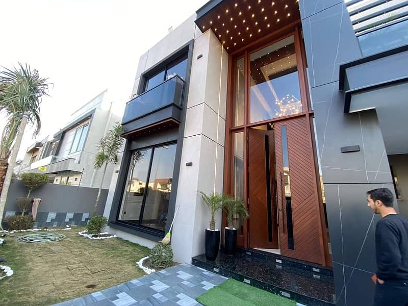 1 Kanal Beautifully Designed Modern House for Rent in DHA Phase 6 Price Negotiable 14