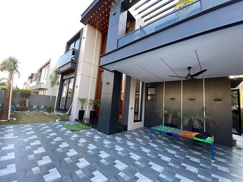 1 Kanal Beautifully Designed Modern House for Rent in DHA Phase 6 Price Negotiable 23