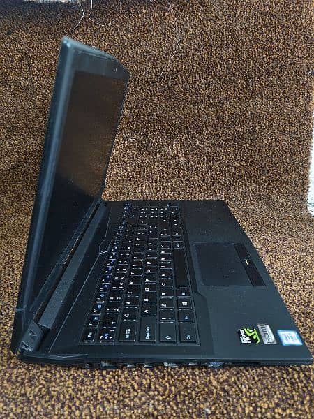 acer i7 7th hq 1050ti nvidia 4GB 3