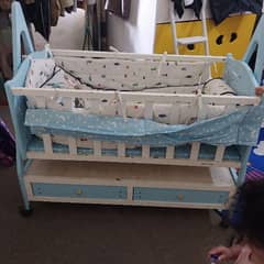 baby cot, swing with drawers 0