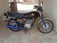 125 Self Black colour 2023 modal 1000km chal ho 0