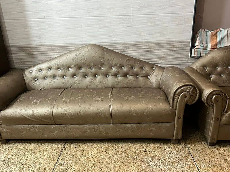 Sofa 5 Seater 4