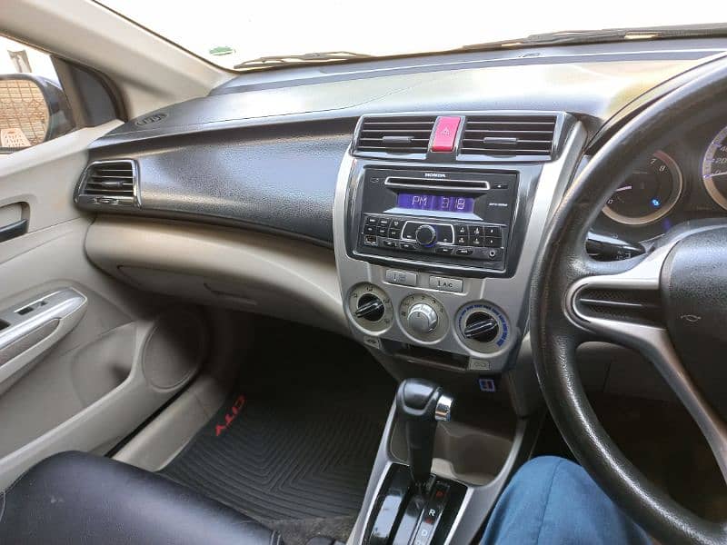 Honda City IVTEC 1.3 model 2016 4