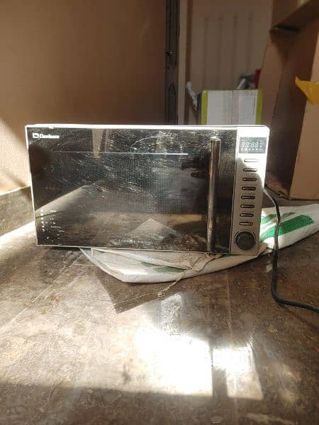 DAWLANCE MICROWAVE OVEN !! 3