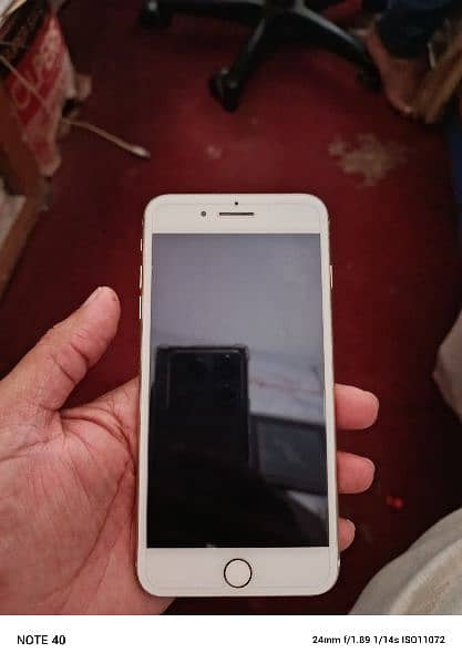 sale and exchange possible iphone 7plus  32gb 4