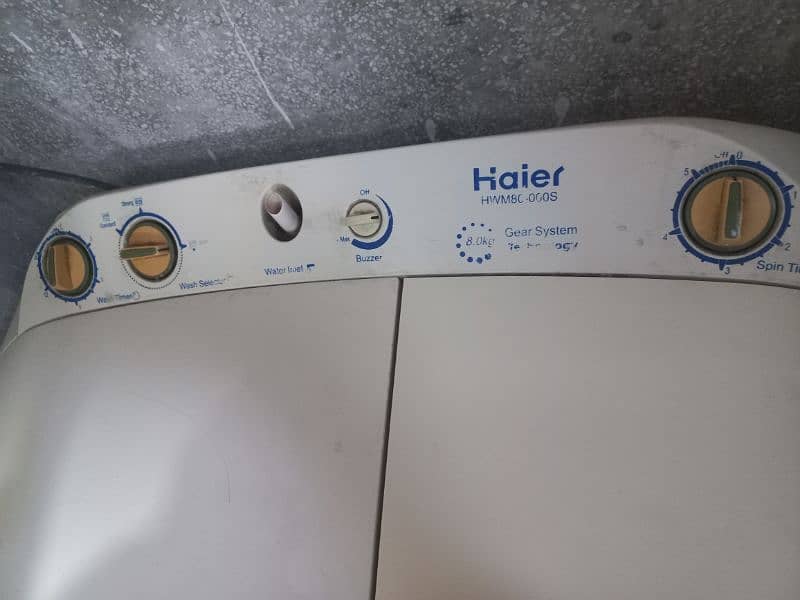 Haier 8kg Washing machine and Dryer 1