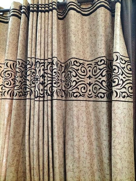 curtains sell 5 piece full size 15k only 1