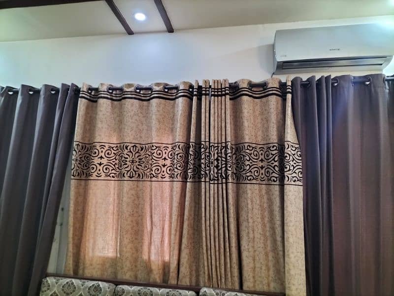 curtains sell 5 piece full size 15k only 2