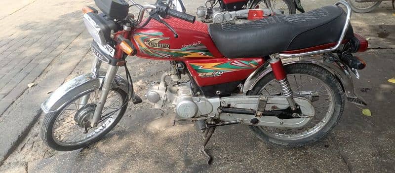 united 70cc 2022  for sale in very good condition like new 3