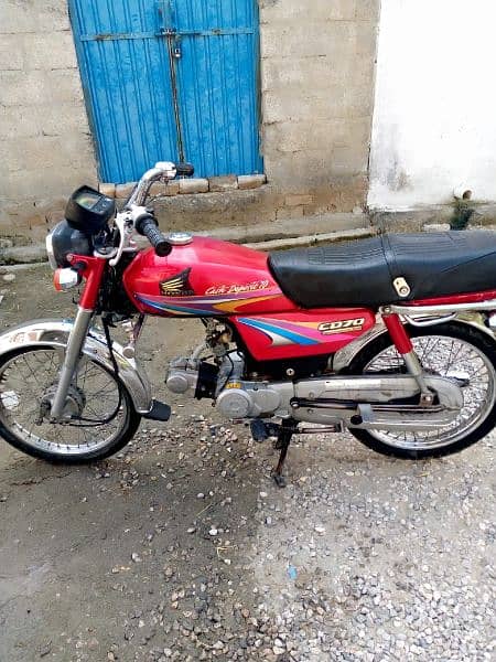 HONDA CD 70 URGENT SALE LUSH CONDITION 4