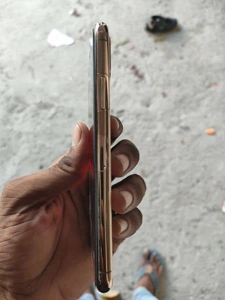 iphone xs non PTA 1