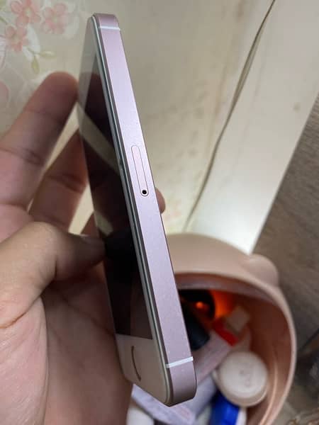 iphone se 16gb pta approved 2