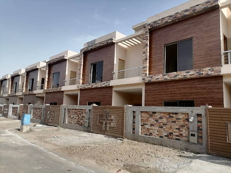 Prime Location 6 Marla House In Stunning DHA Defence Is Available For sale 5