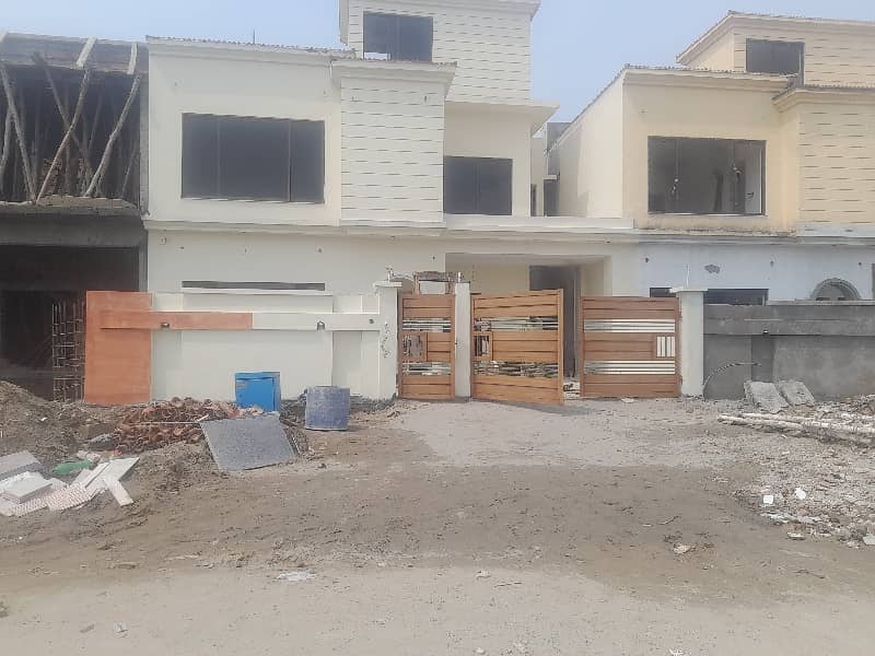 Spacious Prime Location 10 Marla House Available For sale In DHA Defence 2