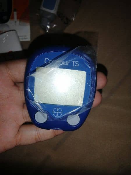 contour TS glucose monitor 2