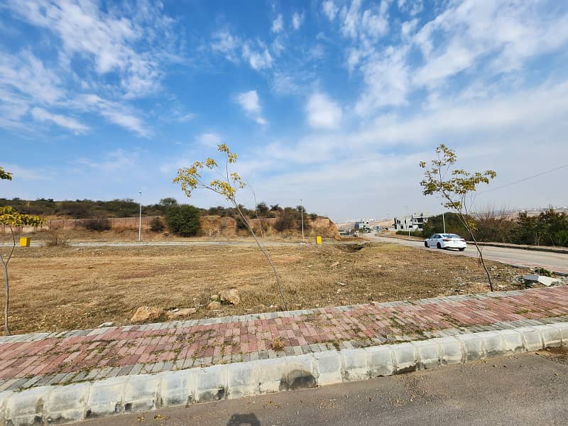 Residential Plot Of 2450 Square Feet In DHA Phase 3 - Block B Is Available 14