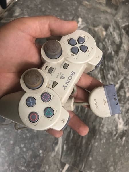 Playstation  Controller with shock vibration 2