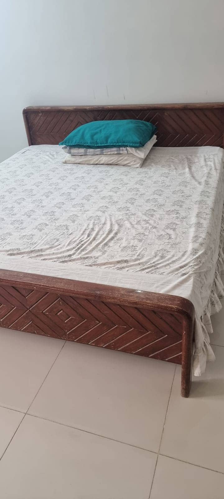 SHEESHAM BEDS FOR SALE & SIDE TABLE (WITHOUT MATTRESS) 1