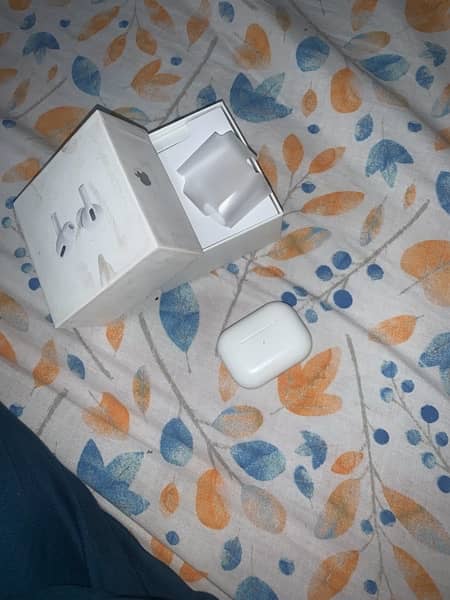 Airpods pro 2nd generation with box 6