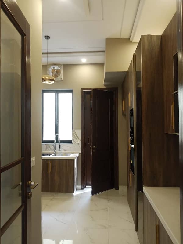 10 Marla House For Sale In Paragon City Lahore 16