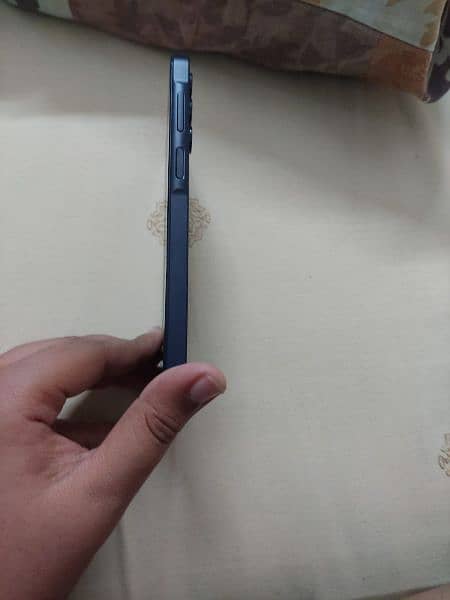 only 1 month use no scratch with box and original lead samsung a15 2