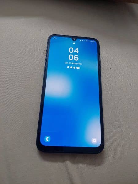 only 1 month use no scratch with box and original lead samsung a15 4