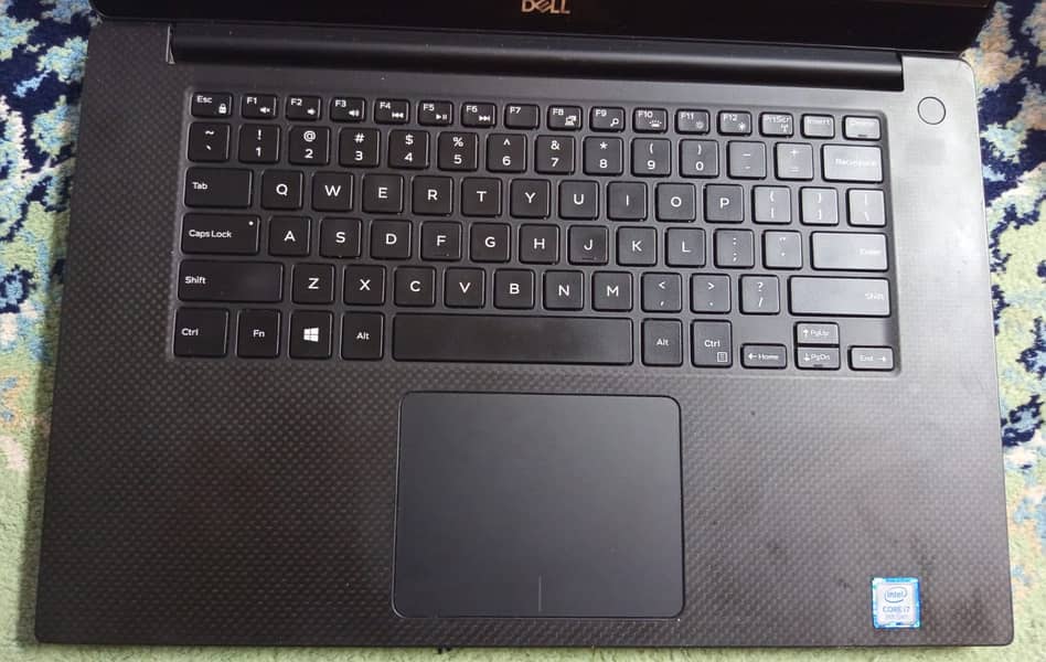 Dell Precision 5540 1