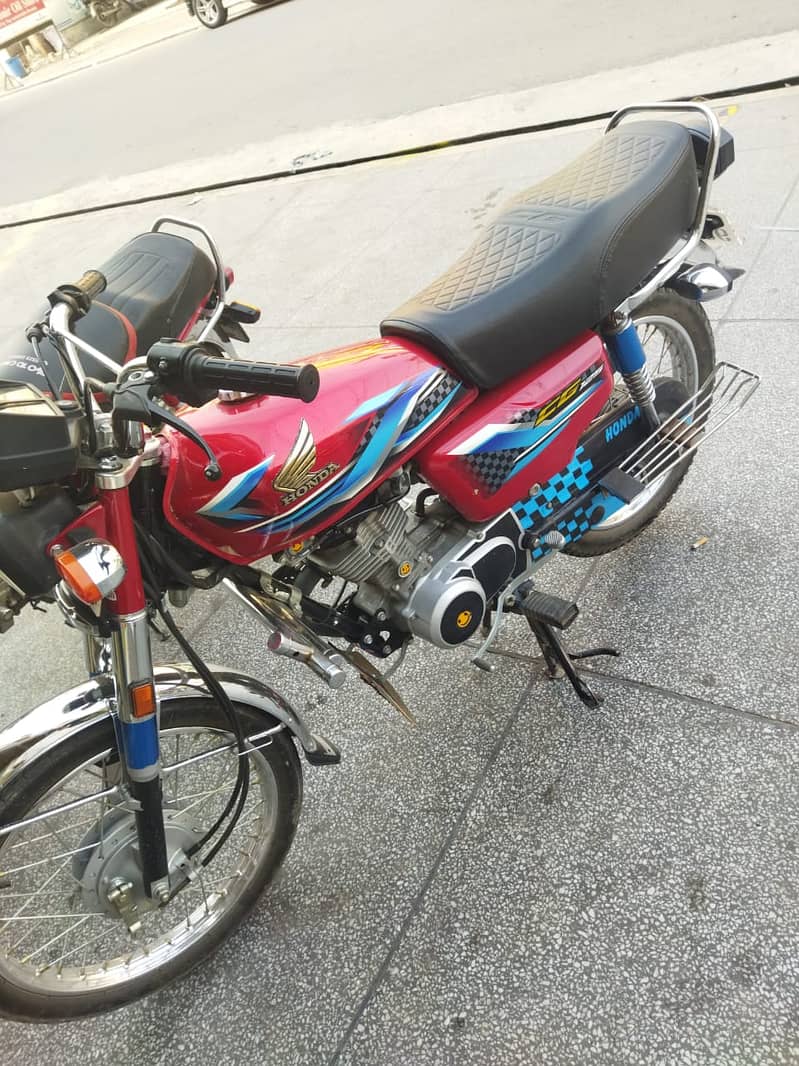 Honda CG 125 2024 5