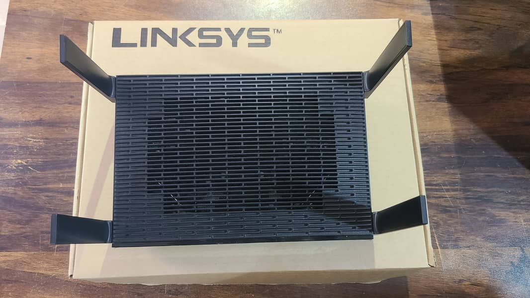 WiFi 6 Router | Linksys MR9600 Dual-Band Mesh Router AX6000 (With Box) 15