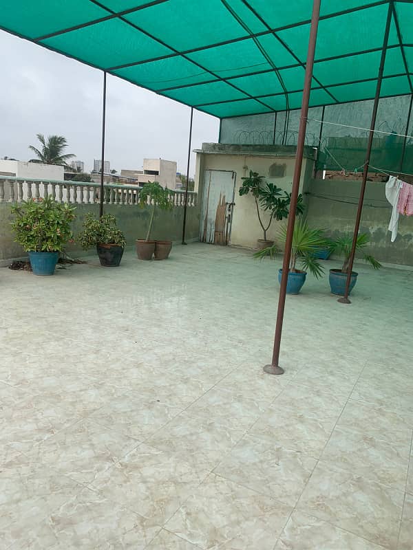 200 SQ YARD PORTION WITH ROOF FOR SALE IN GULSHAN-E-IQBAL 13 15