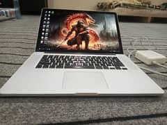 Apple MacBook Pro Retina 15.5" 0