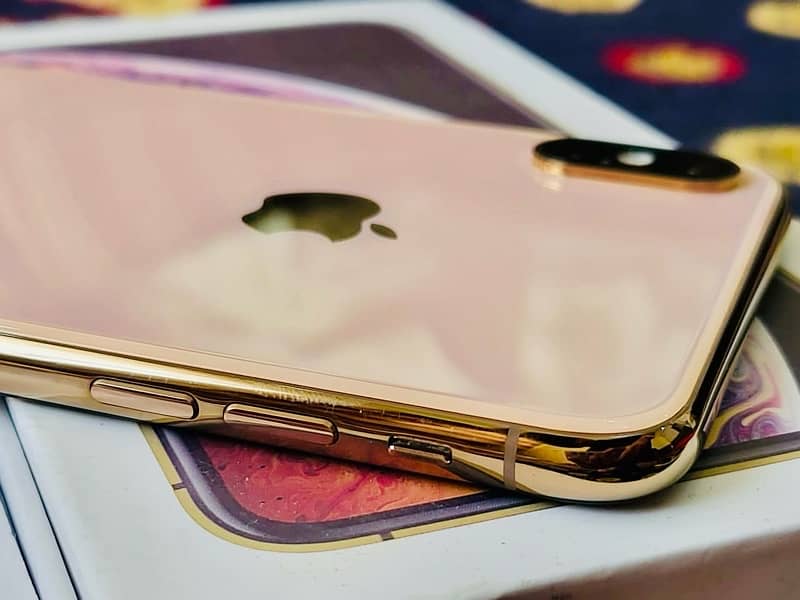 Exchange with Android IPHONE Xs Max With Box 10/10 condition 4