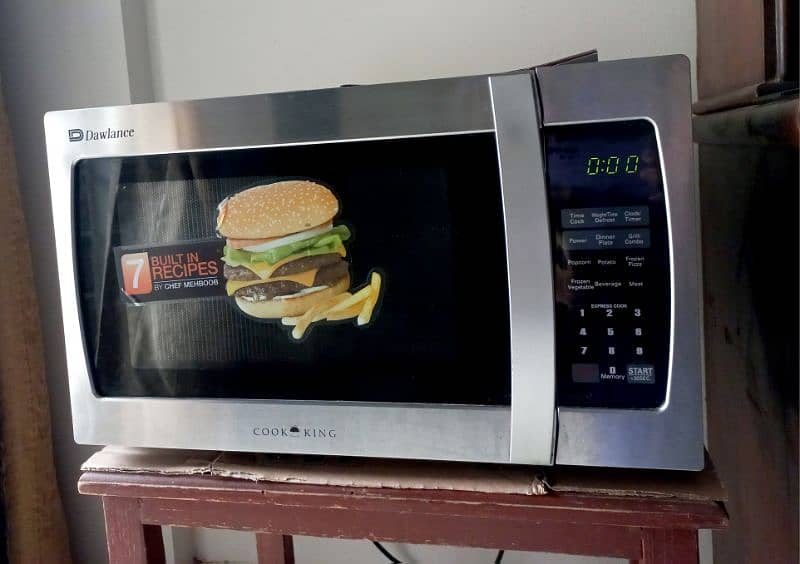 Dawlance Grilling Microwave Oven 3