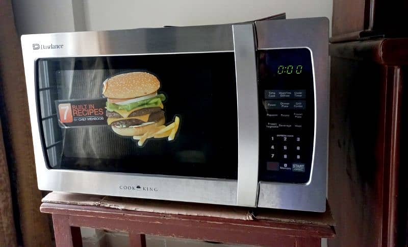 Dawlance Grilling Microwave Oven 4