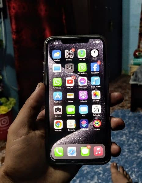 Iphone XS Max Dual Sim PTA Approved With Box 1