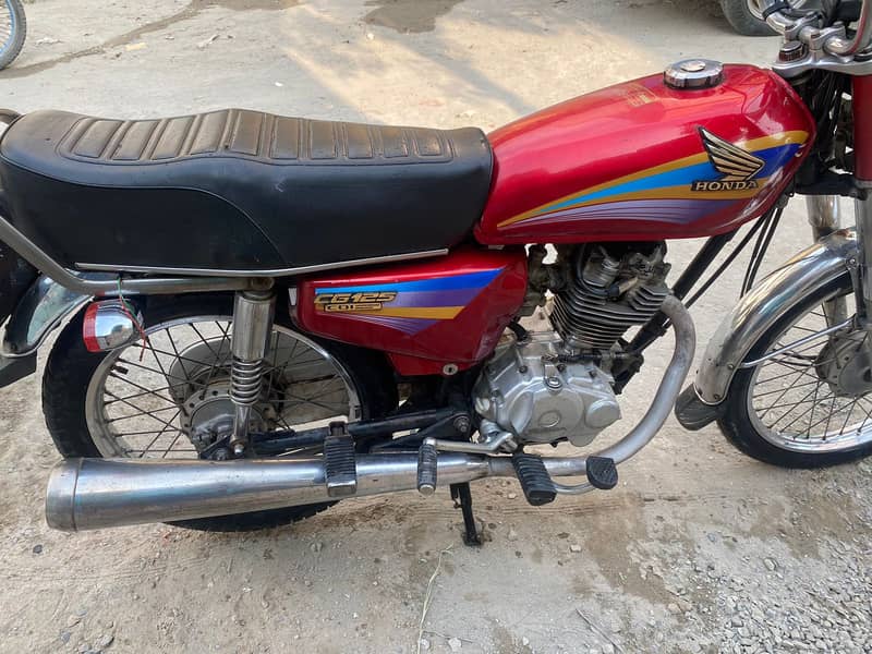 Honda CG 125 2005 apni halat mein 03211283435 0