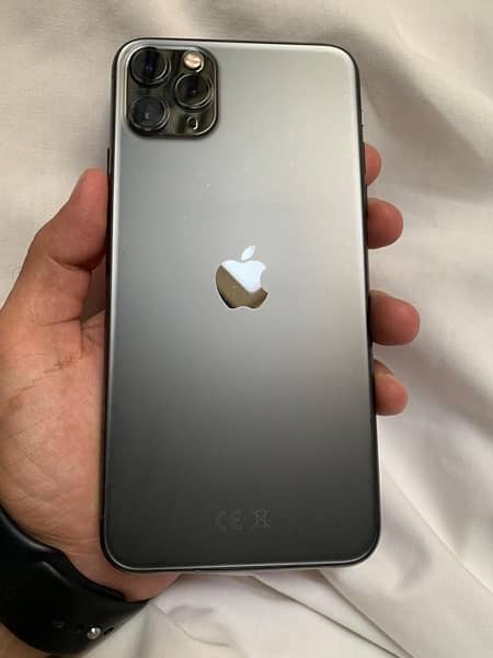 iPhone 11 Pro max non pta 7